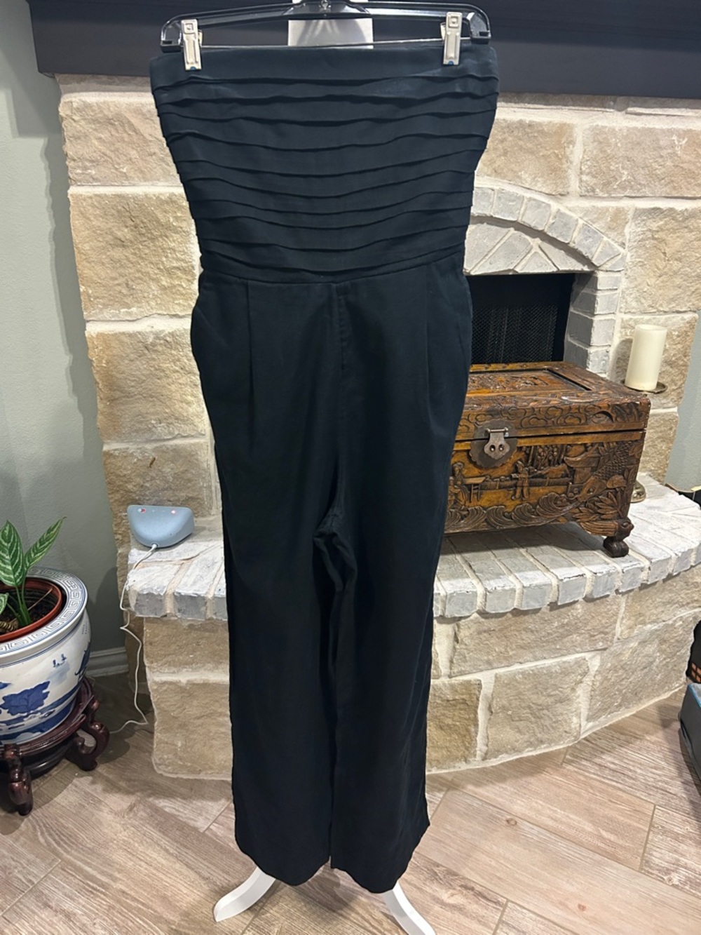 Abercrombie & Fitch Black Strapless Wide-Leg Jumpsuit- Linen and Cotton Blend - Picture 2 of 16